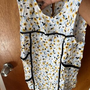 Floral tank